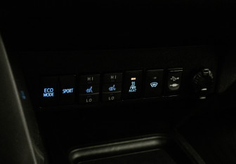 Подержанный автомобиль Nissan Qashqai 2020 года (16 фото)