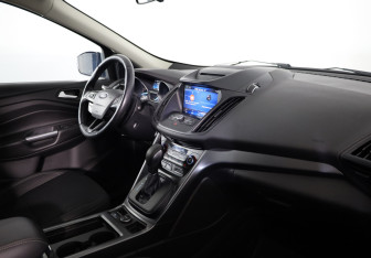 Подержанный автомобиль Ford Kuga 2018 года (12 фото)