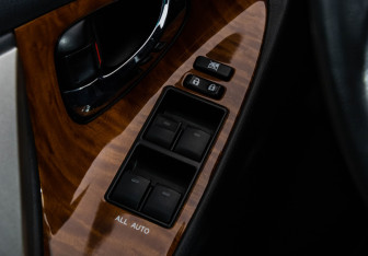 Подержанный автомобиль Toyota Camry Sedan 2011 года (15 фото)