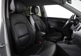 Подержанный автомобиль Hyundai Creta 2016 года (19 фото)