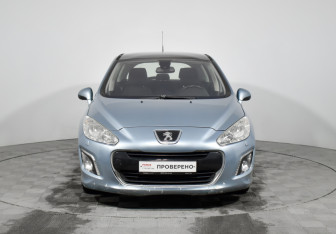 Подержанный автомобиль Peugeot 308 Hatchback 2011 года (2 фото)