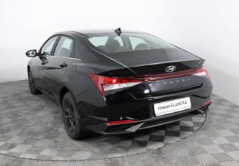 Новый Hyundai Elantra Sedan 2025 (5 фото)