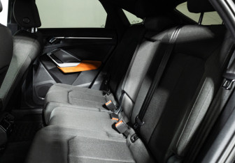 Подержанный автомобиль Audi Q3 Sportback 2020 года (10 фото)