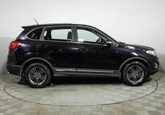 Подержанный автомобиль Chery Tiggo 5 2015 года (4 фото)
