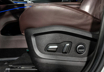 Подержанный автомобиль Chery Tiggo 8 Pro Max 2023 года (12 фото)