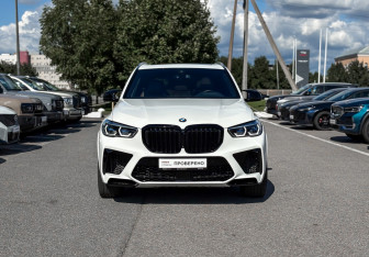 Подержанный автомобиль BMW X5 2019 года (2 фото)