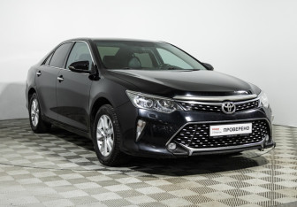 Подержанный автомобиль Toyota Camry Sedan 2018 года (3 фото)