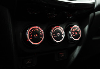 Подержанный автомобиль Mitsubishi ASX 2014 года (16 фото)