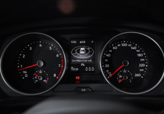 Подержанный автомобиль Volkswagen Tiguan 2021 года (13 фото)