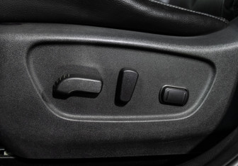 Подержанный автомобиль Nissan X-Trail 2017 года (20 фото)