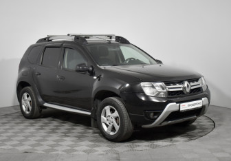 Подержанный автомобиль Renault Duster 2018 года (3 фото)