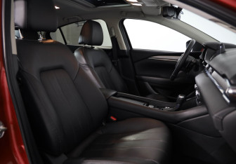 Подержанный автомобиль Mazda 6 Sedan 2019 года (19 фото)