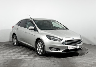 Подержанный автомобиль Ford Focus Sedan 2018 года (3 фото)