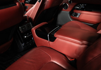 Подержанный автомобиль Land Rover Range Rover 2021 года (17 фото)