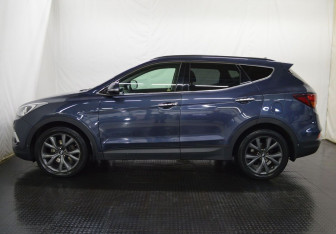 Подержанный автомобиль Hyundai Santa Fe 2016 года (8 фото)