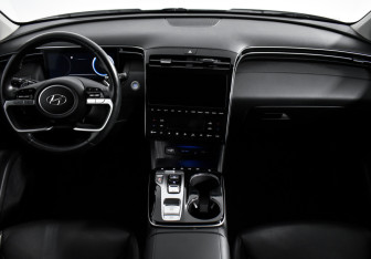 Подержанный автомобиль Hyundai Tucson 2022 года (14 фото)