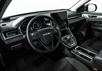 Подержанный автомобиль Haval M6 2023 года (11 фото)