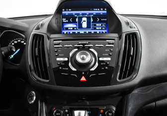 Подержанный автомобиль Ford Kuga 2014 года (16 фото)