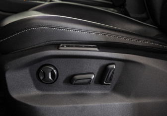 Подержанный автомобиль Volkswagen Tiguan 2021 года (23 фото)