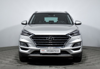 Подержанный автомобиль Hyundai Tucson 2019 года (2 фото)