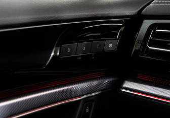 Подержанный автомобиль Volkswagen Touareg 2019 года (21 фото)