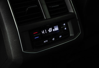 Подержанный автомобиль Volkswagen Teramont 2018 года (21 фото)