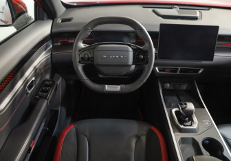Подержанный автомобиль Jetour Dashing 2024 года (10 фото)
