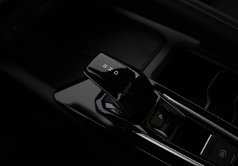 Подержанный автомобиль Geely Coolray 2023 года (15 фото)