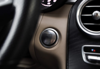 Подержанный автомобиль Mercedes-Benz GLC Coupe 2019 года (18 фото)