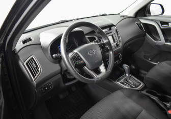 Подержанный автомобиль Hyundai Creta 2017 года (9 фото)