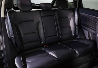 Подержанный автомобиль Geely Atlas Pro 2023 года (25 фото)