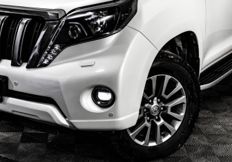 Подержанный автомобиль Toyota Land Cruiser Prado 2016 года (3 фото)
