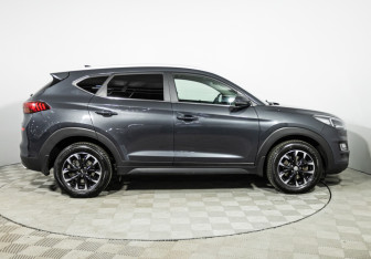 Подержанный автомобиль Hyundai Tucson 2020 года (4 фото)