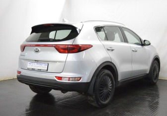 Подержанный автомобиль Kia Sportage 2016 года (5 фото)