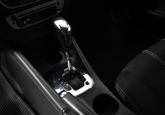 Подержанный автомобиль Renault Fluence 2014 года (11 фото)