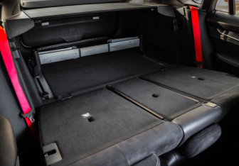 Подержанный автомобиль BMW X6 2019 года (36 фото)