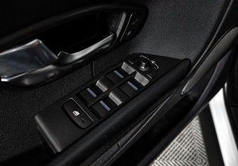 Подержанный автомобиль Land Rover Range Rover Evoque 2013 года (10 фото)