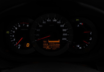 Подержанный автомобиль Toyota RAV4 2010 года (21 фото)