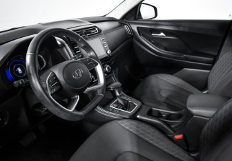 Подержанный автомобиль Hyundai Creta 2021 года (9 фото)