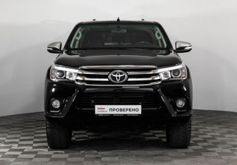 Подержанный автомобиль Toyota Hilux 2016 года (2 фото)