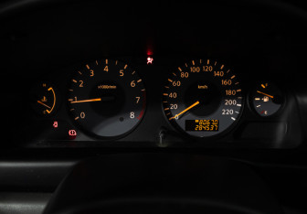 Подержанный автомобиль Nissan Almera Classic 2009 года (12 фото)