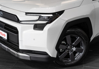 Новый Toyota RAV4 2026 (2 фото)
