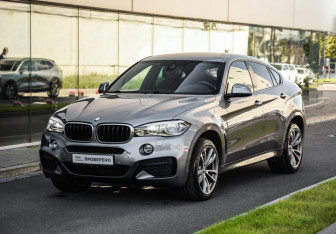 Подержанный автомобиль BMW X6 2017 года (3 фото)