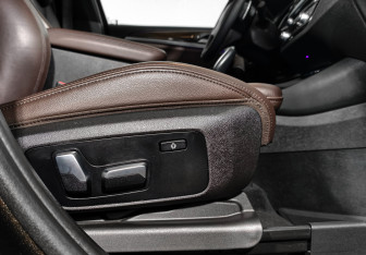 Подержанный автомобиль BMW X3 2018 года (18 фото)