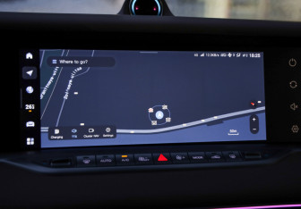 Подержанный автомобиль Voyah Free 2022 года (17 фото)