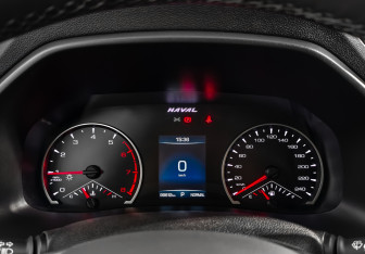 Подержанный автомобиль Haval F7 2024 года (19 фото)
