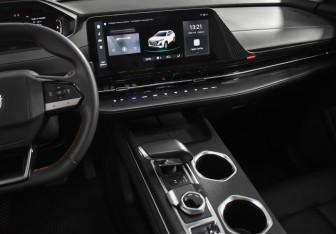 Подержанный автомобиль Changan CS55PLUS 2023 года (22 фото)