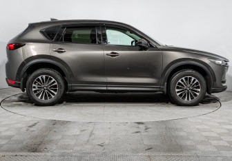 Подержанный автомобиль Mazda CX-5 2018 года (4 фото)
