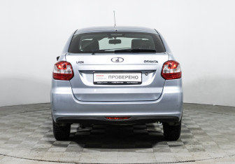 Подержанный автомобиль LADA (ВАЗ) Granta Liftback 2017 года (6 фото)