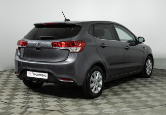 Подержанный автомобиль Kia Rio Hatchback 2017 года (5 фото)